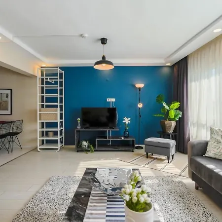 Apartment Stylish Flat Near Hadrians Gate Antalya
